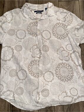 Perry Ellis White Shirt with Beige Floral Print Mens size XL